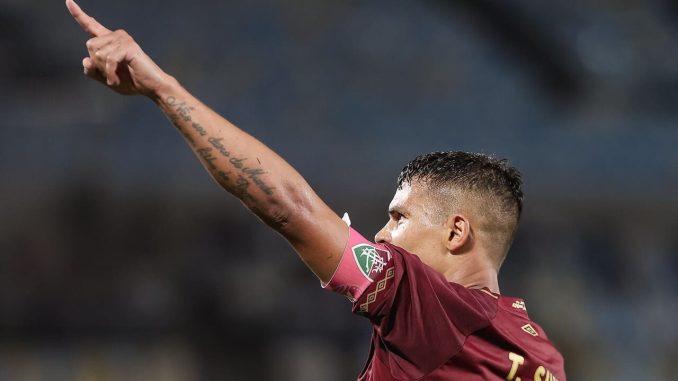 Thiago Silva - FOTO: LUCAS MERÇON / FLUMINENSE F.C