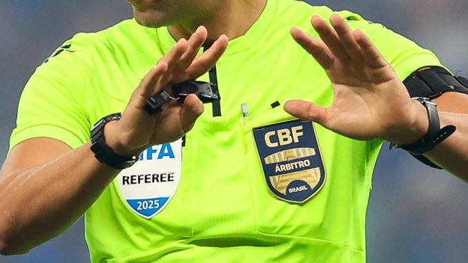 Rodrigo José Pereira de Lima vai apitar Mirassol x Fluminense