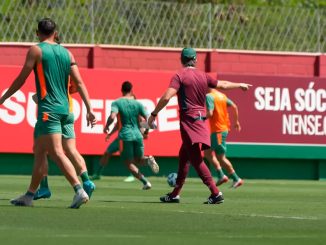 Zubeldía tem duas dúvidas para o jogo contra o Juventude