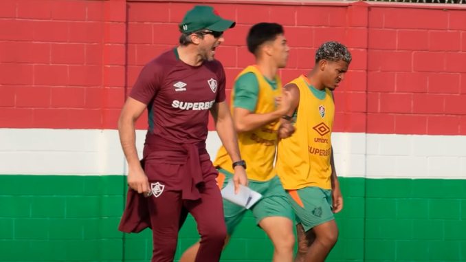 Luis Zubeldía deve escalar o Fluminense com duas mudanças para o jogo contra o Atlético-MG