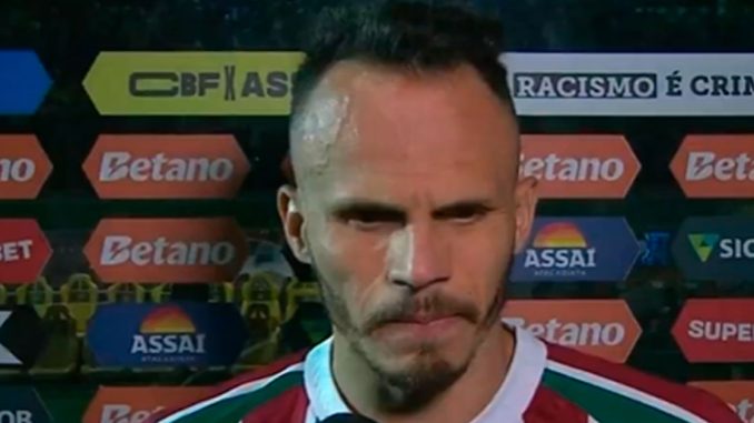 Renê minimizou o erro da arbitragem no gol anulado do Fluminense