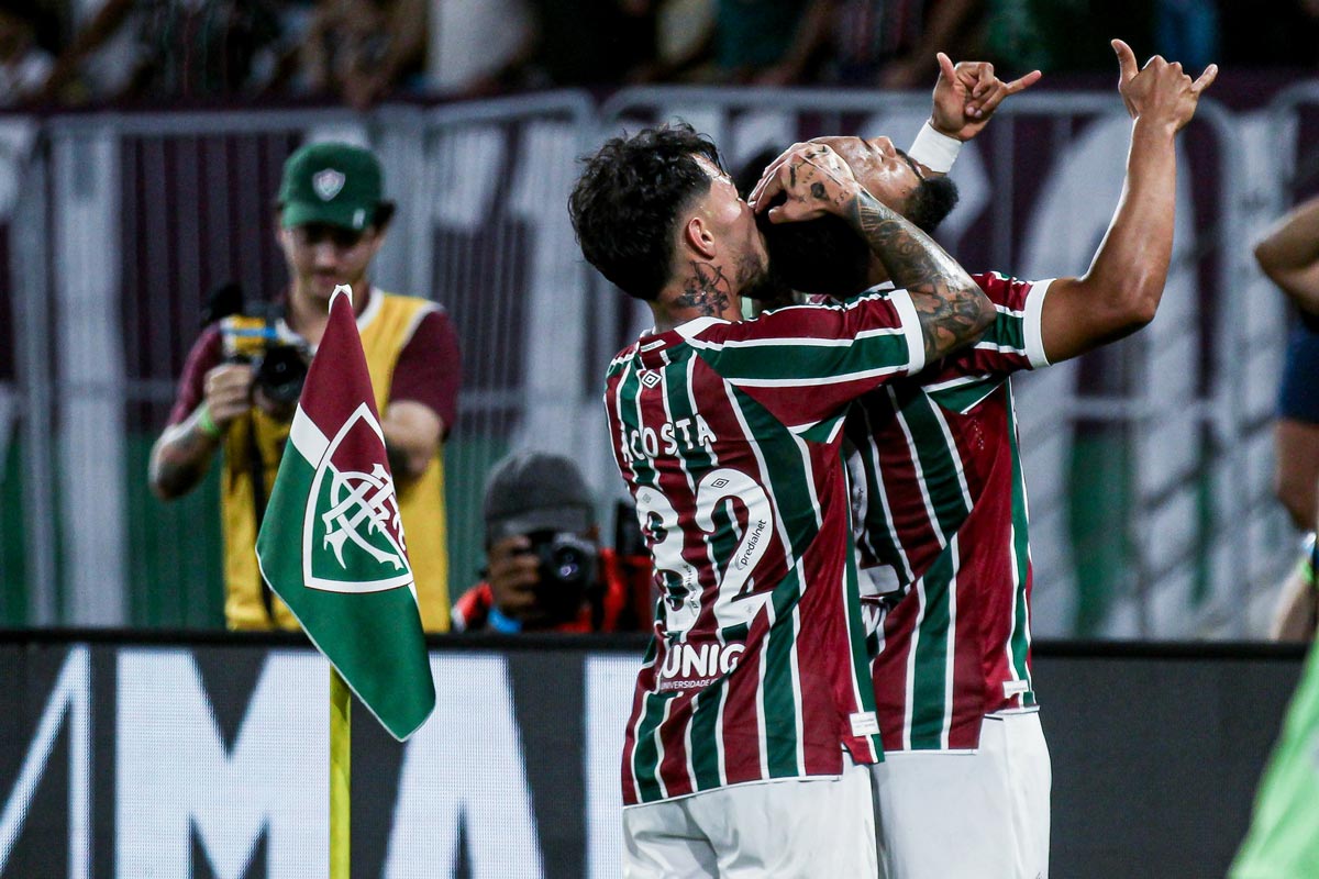 Samuel Xavier marcou o gol da vitória do Fluminense sobre o Internacional