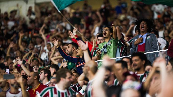 Torcida tricolor no Maracanã Mais de 15 mil torcedores acompanharam a vitória do Fluminense sobre o Juventude