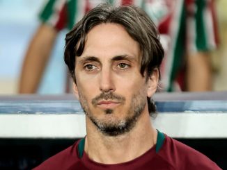 Luis Zubeldía citou a dificuldade do Fluminense nas finalizações