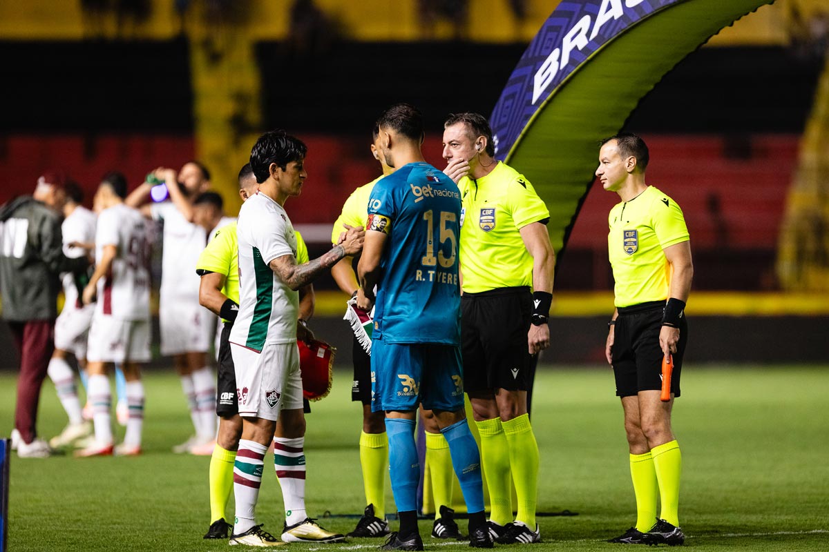 Sport cogita pedir anulação da partida contra o Fluminense