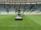 Manutenção do gramado está sendo realizada desde o último domingo
