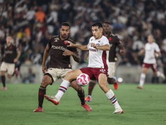 Torcedores do Fluminense se revoltaram após a derrota para o Vasco da Gama