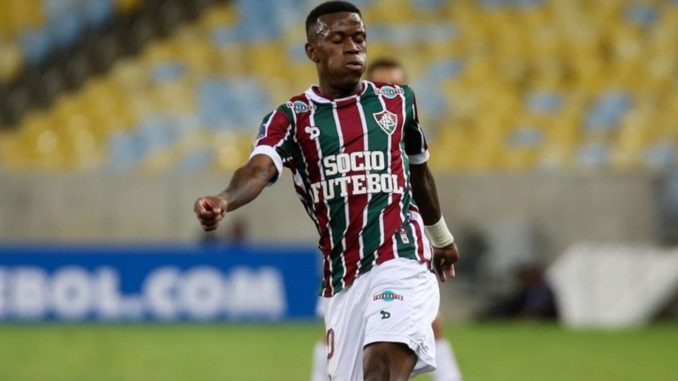goal_marquinhos-calazans-fluminense-univ-catolica-quito-copa-sudamericana-29062017_gixn3kum1q4n126iy1vuz8no6 (1) Marcos Calazans