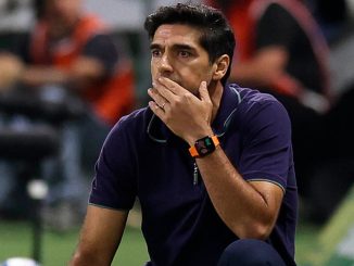 Abel Ferreira colocou o Palmeiras fora da briga pelo título brasileiro