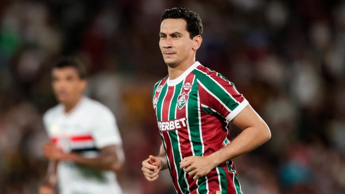 Ganso retornou aos gramados depois de dois meses afastado por lesão