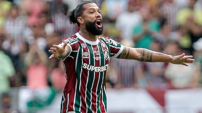 Otávio está na mira do Athletico-PR