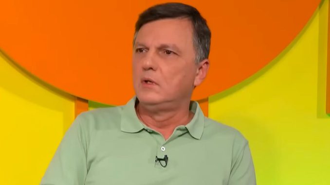 Mauro Cezar Pereira elogiou Zubeldía e cutucou Renato Gaúcho