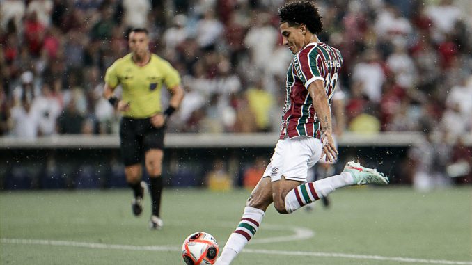 Fuentes Fuentes não foi relacionado para os dois últimos jogos do Fluminense