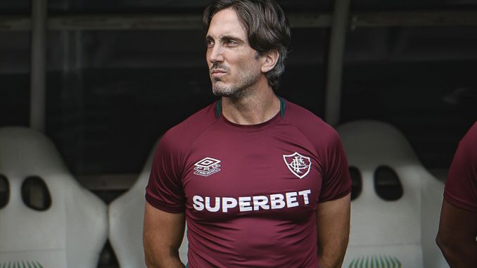 Zubeldía reconheceu que o Fluminense não jogou bem contra o Ceará