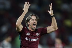 Zubeldía elogiou a atuação do Fluminense no Fla-Flu