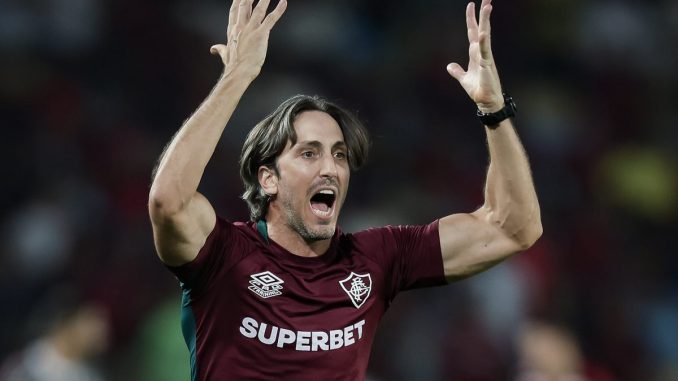 Zubeldía elogiou a atuação do Fluminense no Fla-Flu