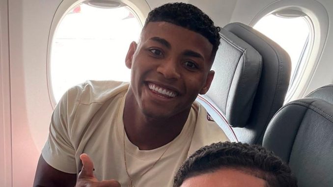 Zubeldía relacionou 24 jogadores para o jogo contra o Palmeiras