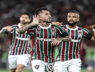 Lucho Acosta e Samuel Xavier - Foto: Lucas Merçon / Fluminense F.C.