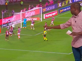 PC Oliveira não viu pênalti de Thiago Silva em Bruno Henrique