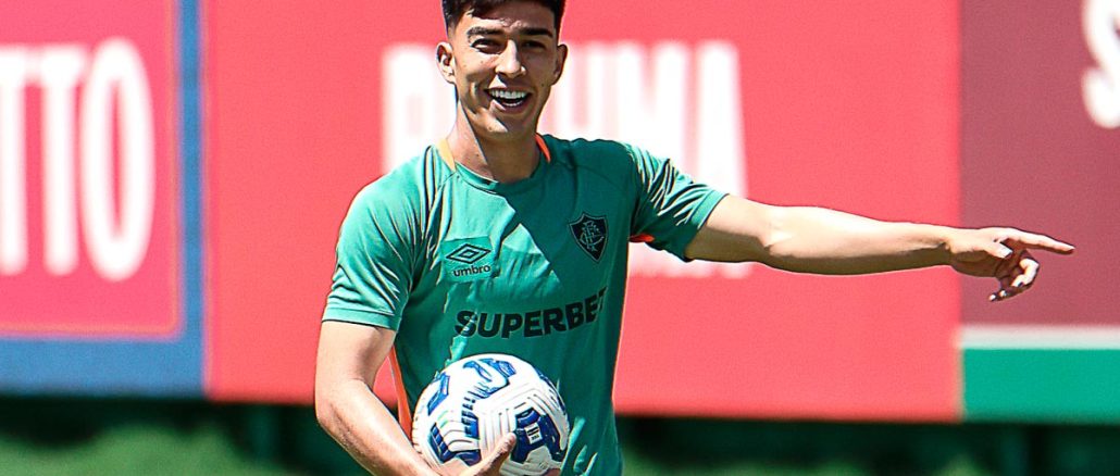 Lezcano é a principal novidade na lista de relacionados do Fluminense para o jogo contra o Palmeiras