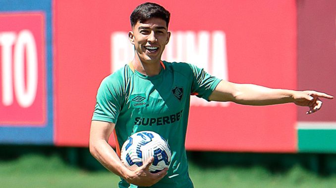 Lezcano é a principal novidade na lista de relacionados do Fluminense para o jogo contra o Palmeiras