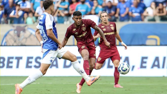 Cruzeiro e Fluminense empataram sem gols no Mineirão 