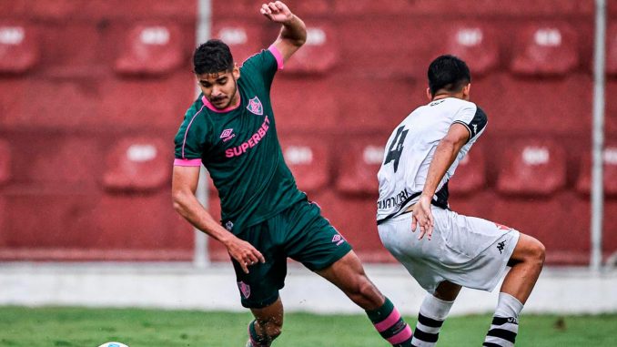 João Neto João Neto está de saída do Fluminense