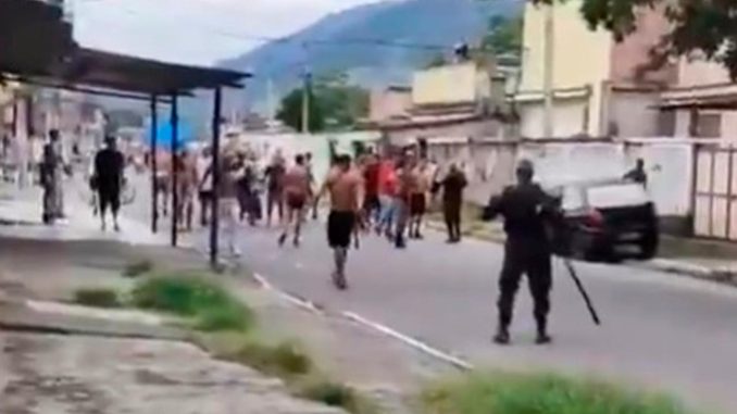 Torcidas de Fluminense e Vasco Homem foi esfaqueado durante confronto entre as torcidas de Fluminense e Vasco