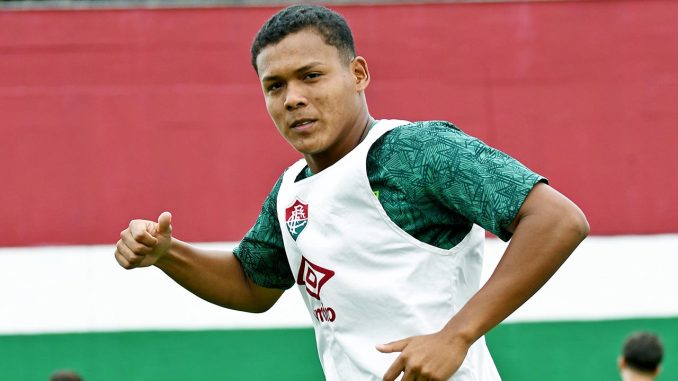 Rafael Monteiro Rafael Monteiro deixou o Fluminense e foi anunciado pelo Londrina