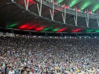 Jornalista atualizou o número de ingressos vendidos para Fluminense x Bahia
