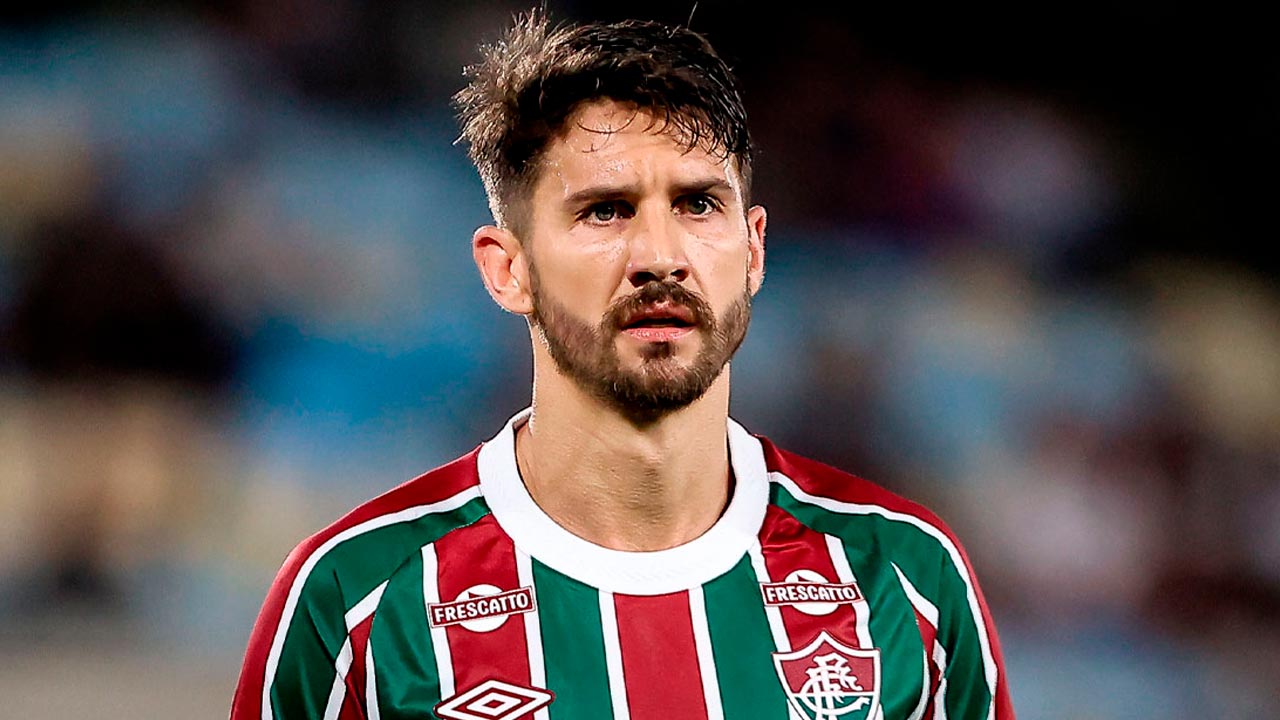 Alto salário de Everaldo esfria interesse da Chapecoense; veja os valores