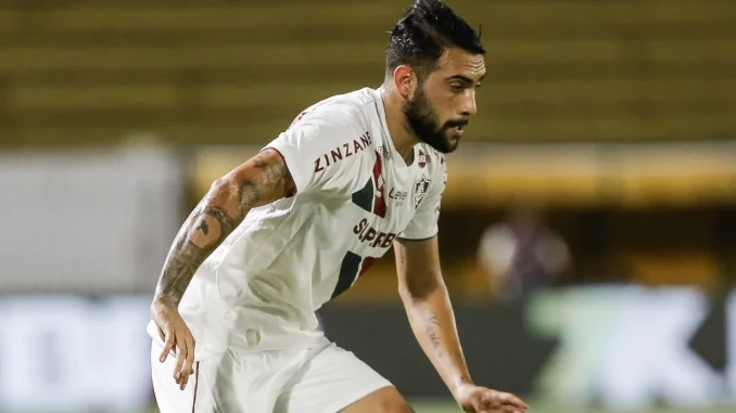 Juan Freytes em ação pelo Fluminense