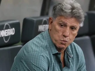Renato Gaúcho deixou o Fluminense após a eliminação da Copa Sul-Americana