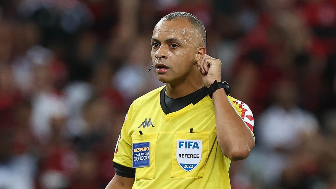 Fluminense x Vasco: CBF anuncia escala de arbitragem para clássico decisivo da Copa do Brasil 2025