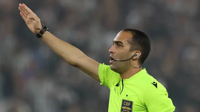 Davi Lacerda vai apitar Fluminense x Grêmio