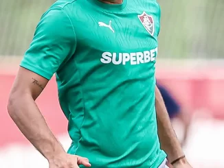 Canobbio participou normalmente do último treino do Fluminense antes do jogo contra o Grêmio