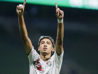 Isaque na época do Fluminense