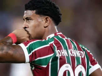 John Kennedy se reapresentou ao Fluminense