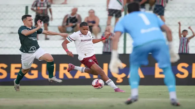 Mattheus Reis em ação pelo Fluminense (Foto: Marcelo Gonçalves / Fluminense FC)