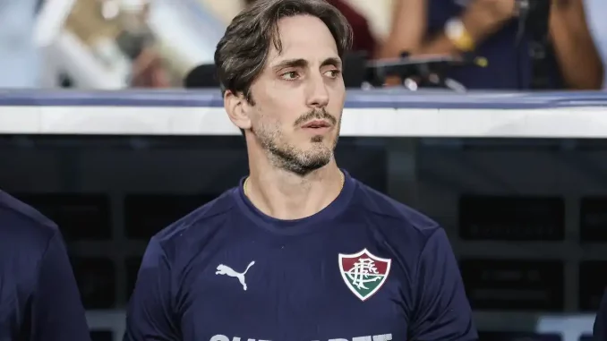 Luis Zubeldía tem aproveitamento de 100% com o Fluminense em jogos no Maracanã pelo Brasileirão