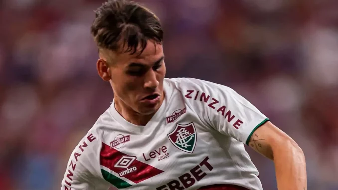 Lavega mantém conversas com o Coritiba