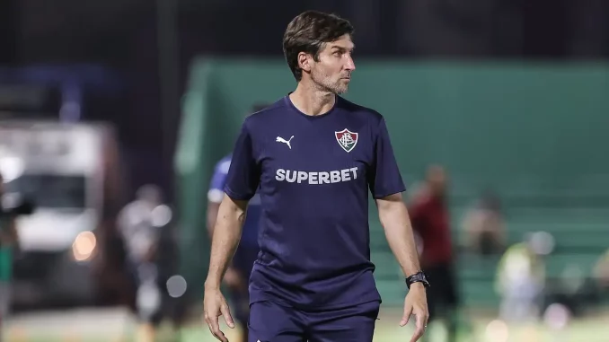 Auxiliar de Zubeldía falou sobre a busca por reforços no Fluminense