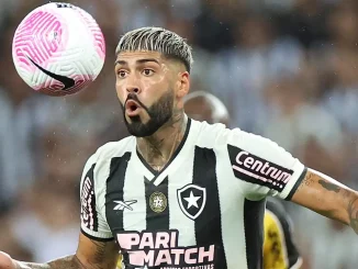 Alexander Barboza tem futuro incerto no Botafogo