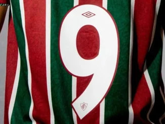 Cadê o camisa 9 do Fluminense?
