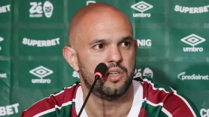 Mattheus Montenegro falou sobre zagueiro e centroavante no Fluminense