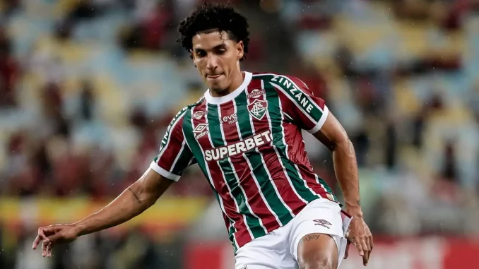 Fuentes segue com futuro incerto no Fluminense