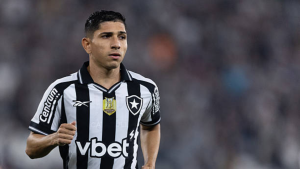 Savarino deve acertar com o Fluminense