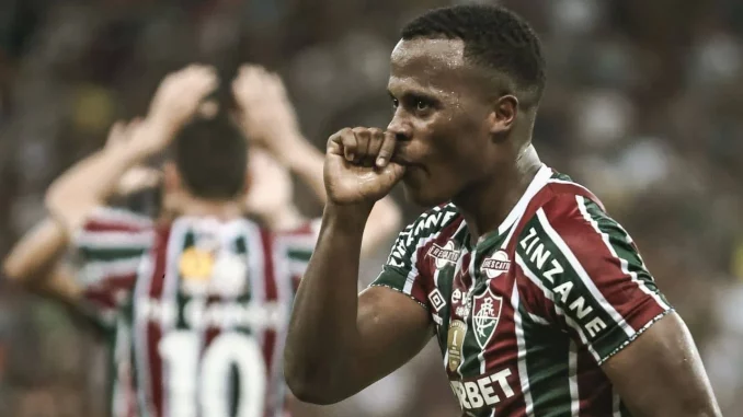 Jhon Arias é alvo do Palmeiras