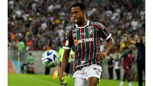 Keno em ação pelo Fluminense