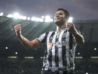 Hulk próximo do Fluminense